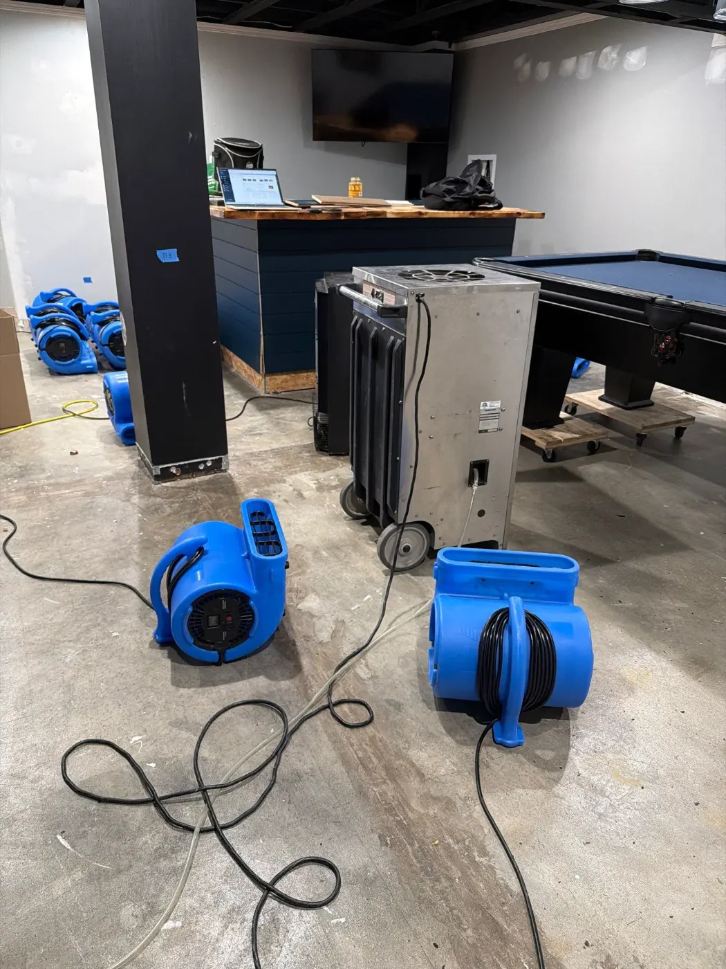 Large-scale water extraction in Honey Creek business space